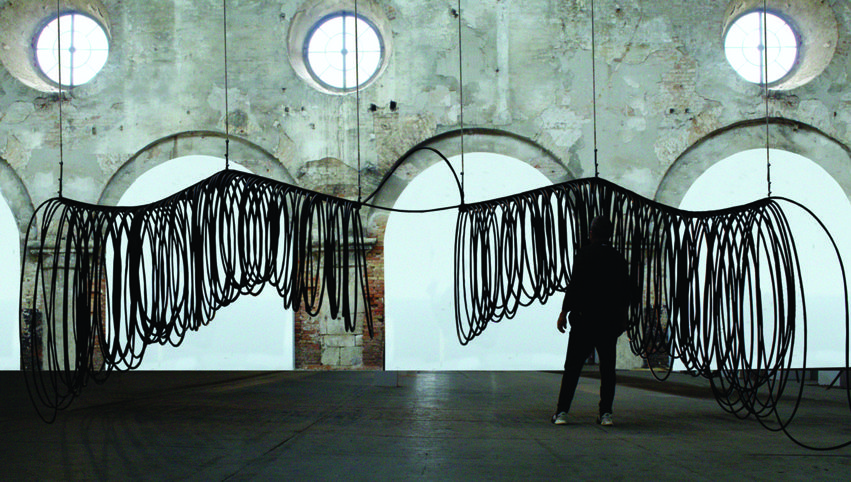 Ave de los Andes - Sculpture – Installation by Guillermo Quintero Rojas (2021)